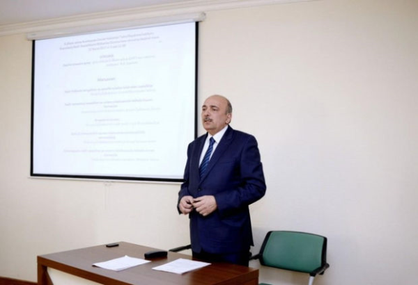 “Omikron”u ev şəraitində necə müalicə etməli? - Səhiyyə Nazirliyinin mütəxəssisi sualları cavablandı